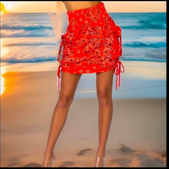 Cashew Drawstring Ruched Side Crop Top & Ruched Drawstring Side Pocket Skirt Set - Picture 10 of 10